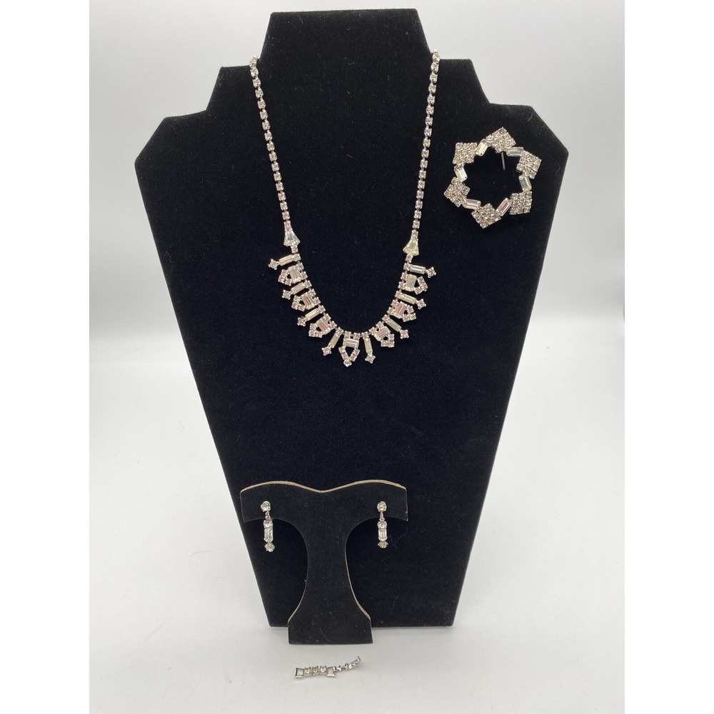 Vintage Rhinestone Necklace Brooch Screwback Earring Set With Extender Bib